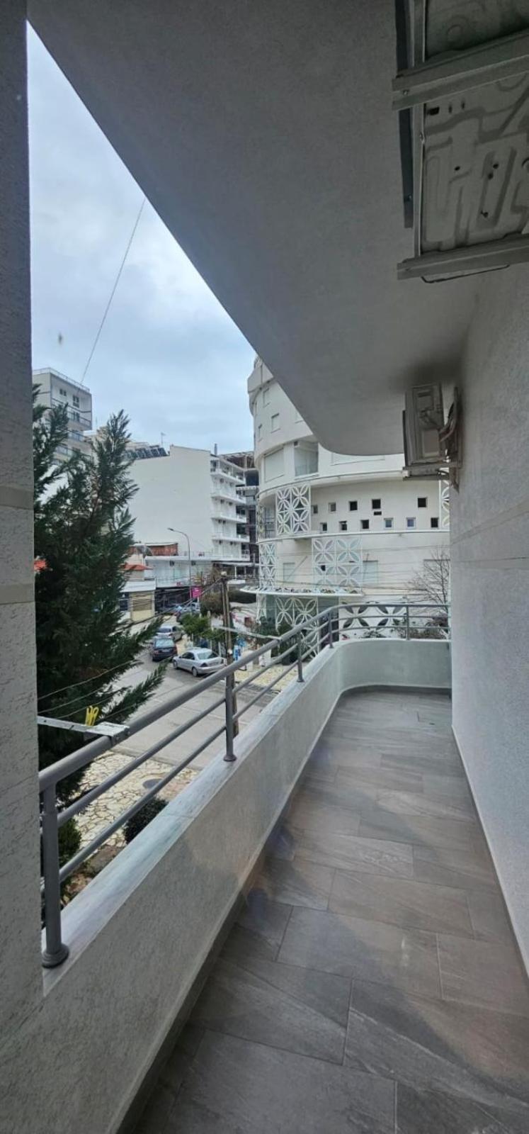 Hotel Edina Apartments By Hp Sarandë 外观 照片