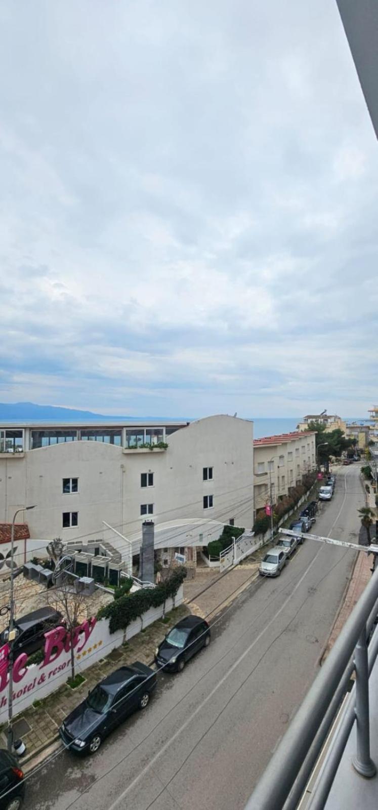 Hotel Edina Apartments By Hp Sarandë 外观 照片