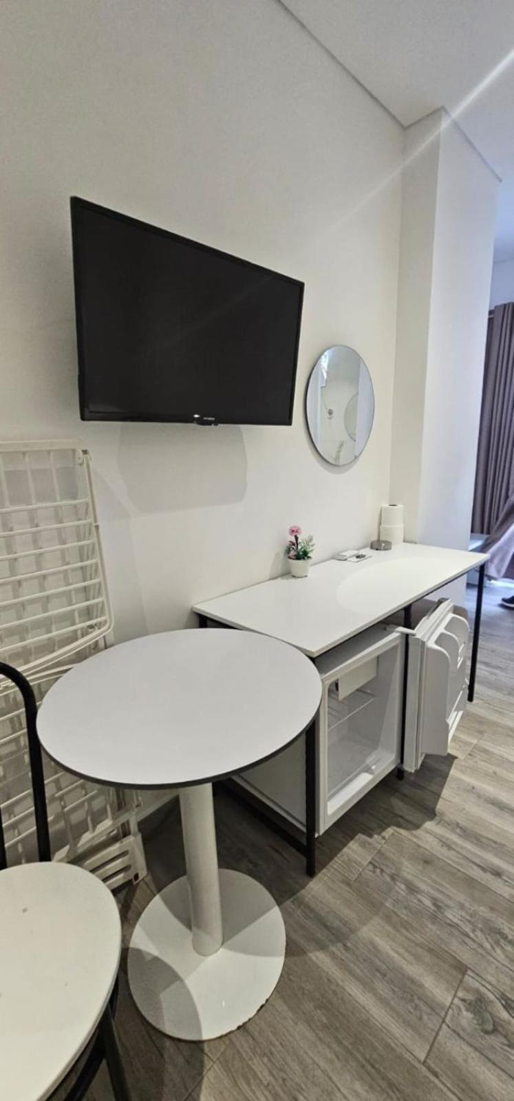 Hotel Edina Apartments By Hp Sarandë 外观 照片