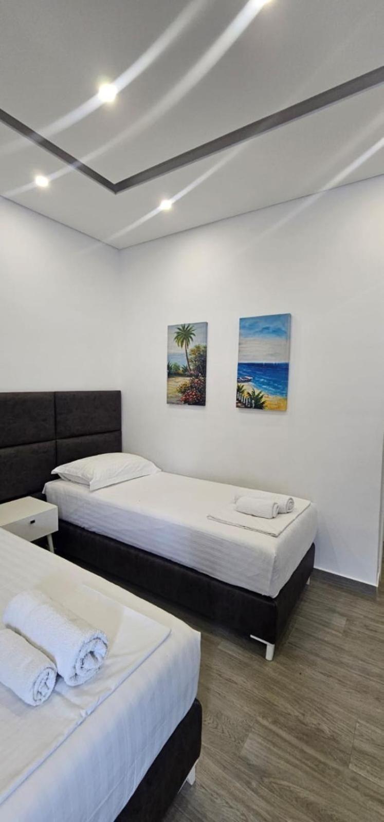 Hotel Edina Apartments By Hp Sarandë 外观 照片